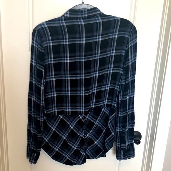 Blue plaid flannel tunic - Picture 4 of 4